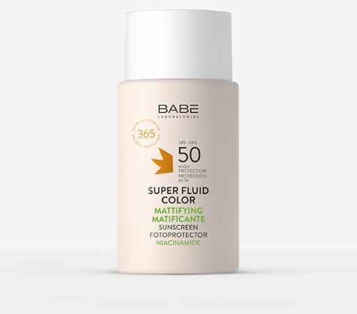 Super Fluid Color Mattifying SPF50 50 ml
